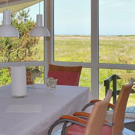 Holiday Vesterhawshytten Holiday home Torup Strand